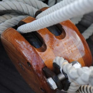 D2 applied to a sail boat fixing