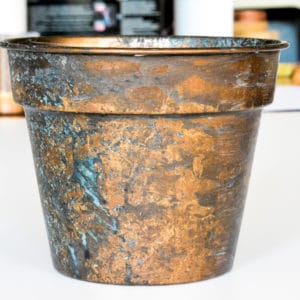 Plant pot finished with Rust Spirit